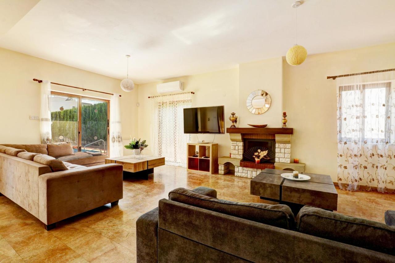 Villa Eva أيا نابا المظهر الخارجي الصورة